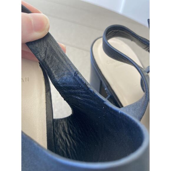 Cole Haan Women's Black leather Sandal D43743 Slingback Sandals Sz 9.5B - Picture 4 of 8